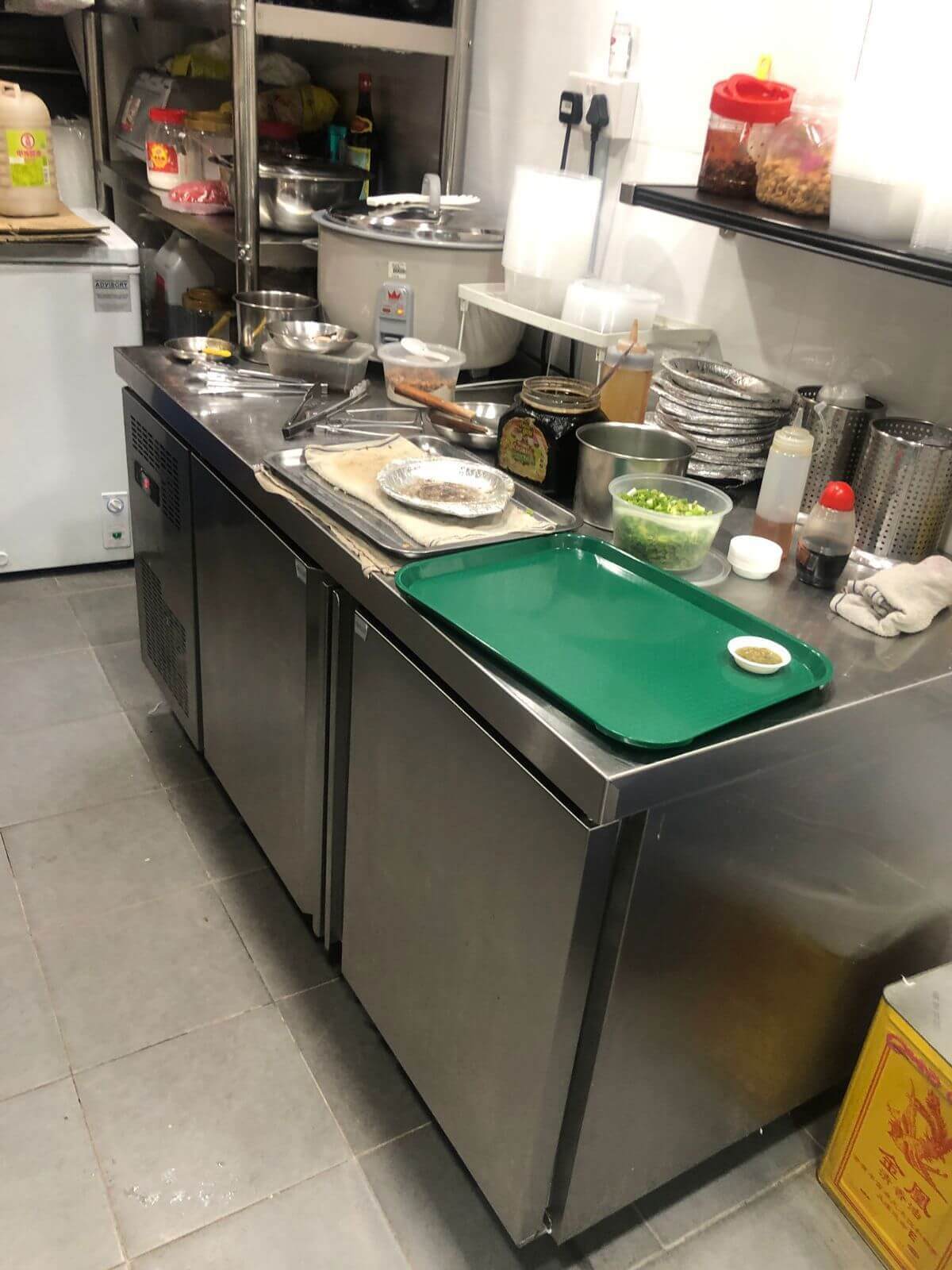 Newly Renovated ! Big Licence Possibilities - Stall Rental in Prime Neighbourhood Shopping Area!