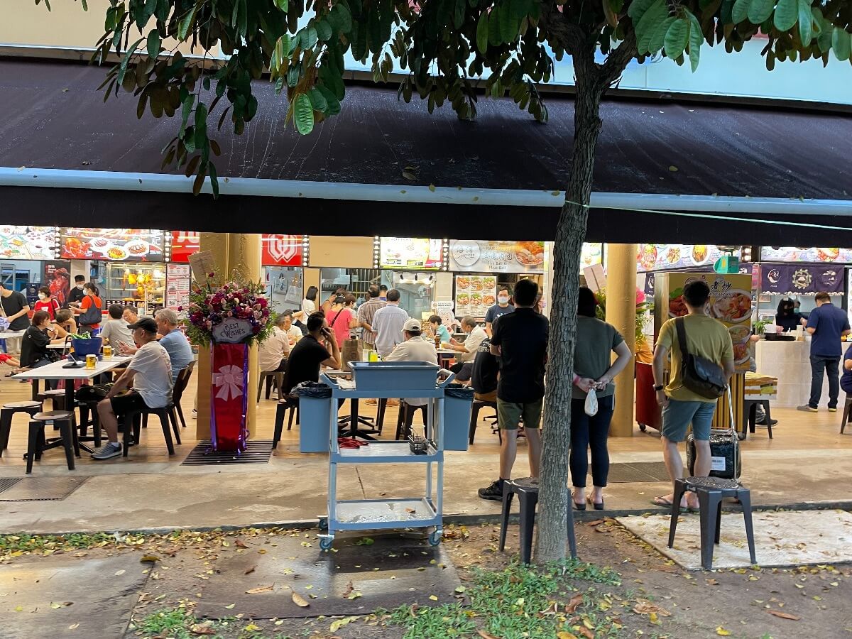 GREAT AND SUPERB LOCATION WITH CROWD FROM SCHOOLS/CHURCHES AND NEW ESTATES