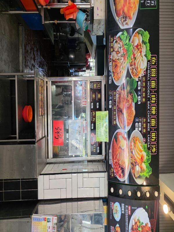 Stall for rent no take over fees and  with existing free equipments.