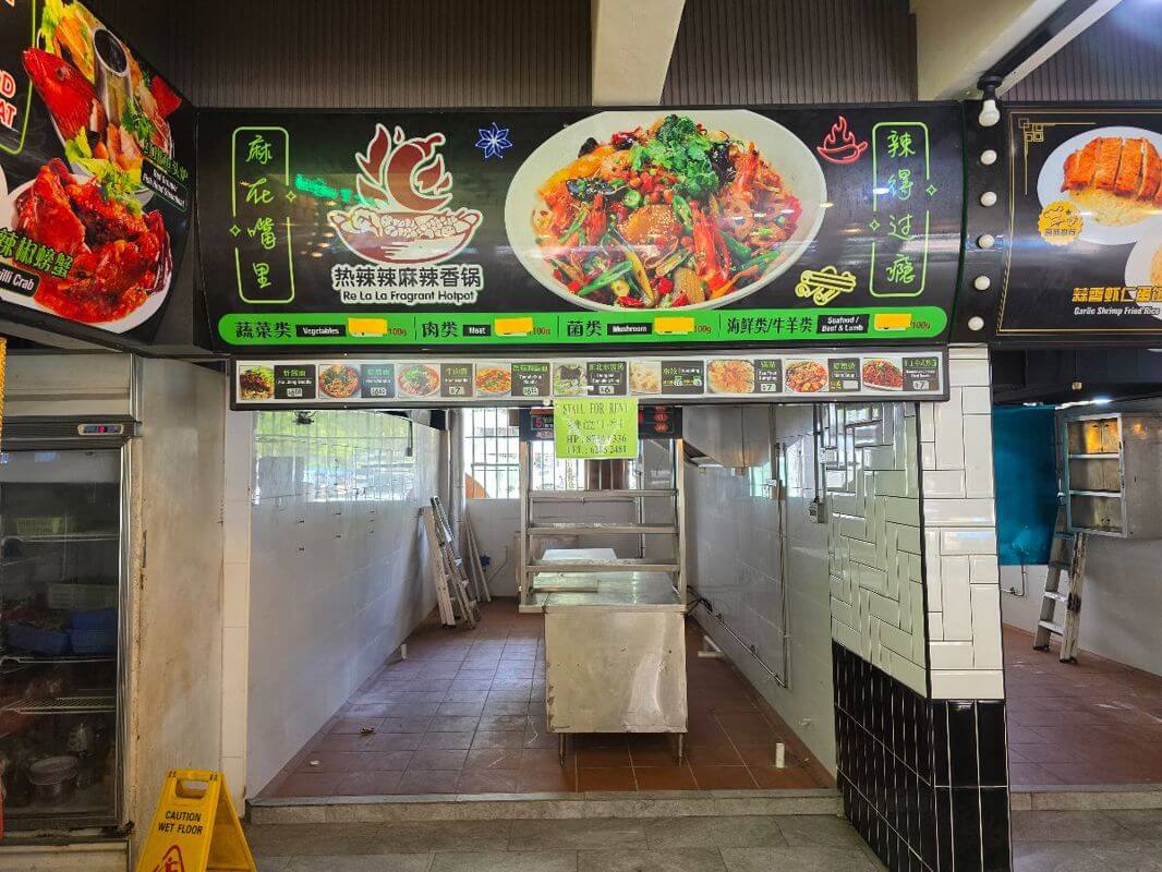 Stall for rent no take over fees and  with existing free equipments.