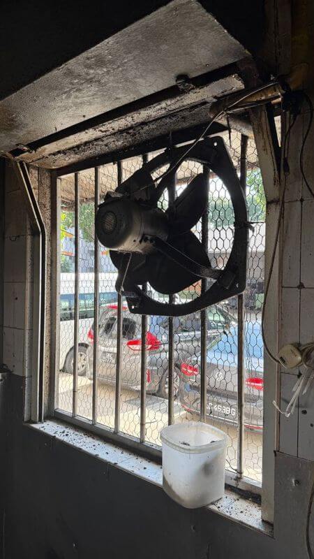 291 Yishun Street 22 coffeeshop for rent (High footfall)