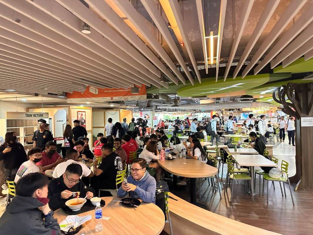 High Exposure Stall for Rent – Steady Crowd, Easy Access!