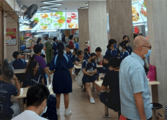 现有一个正在运营中且盈利良好的摊位对外出顶。 A well-operating and profitable stall is now available for takeover.