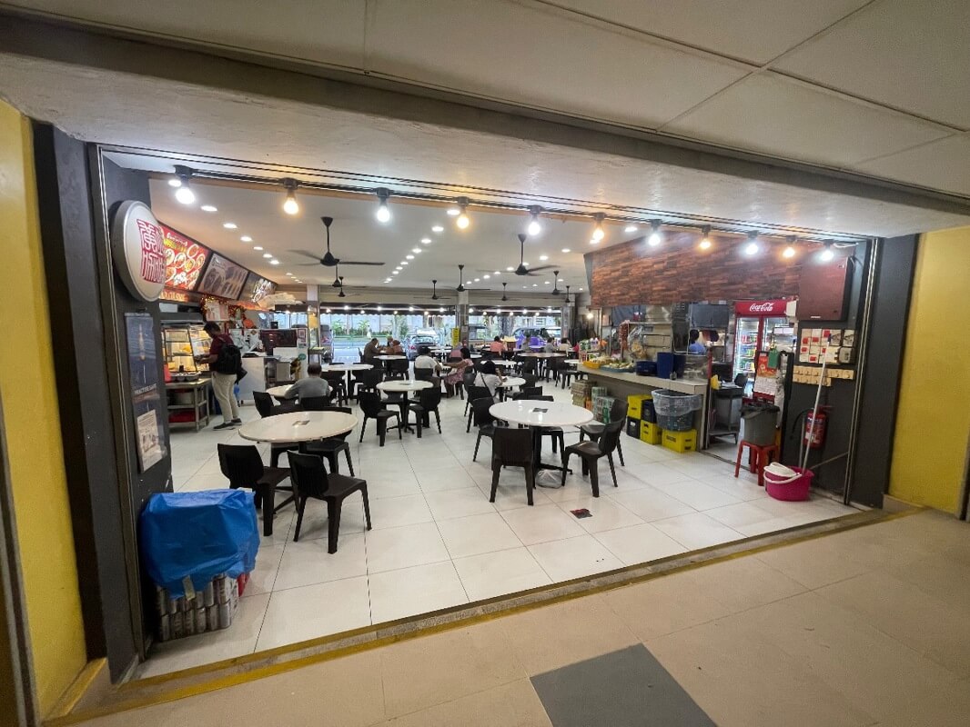 Good Location! Looking for Halal Food! Call 90900770