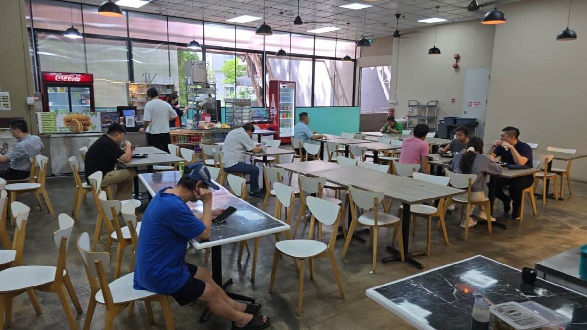 Prime Hillview Location – Economy Rice & Drinks Stalls Available