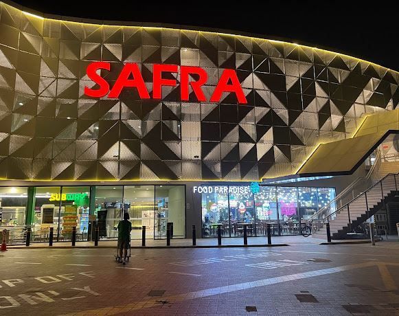 MR Stall In Aircon Foodcourt Stall For Rent