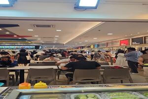 Fully equipped Mini Restaurant for Takeover 